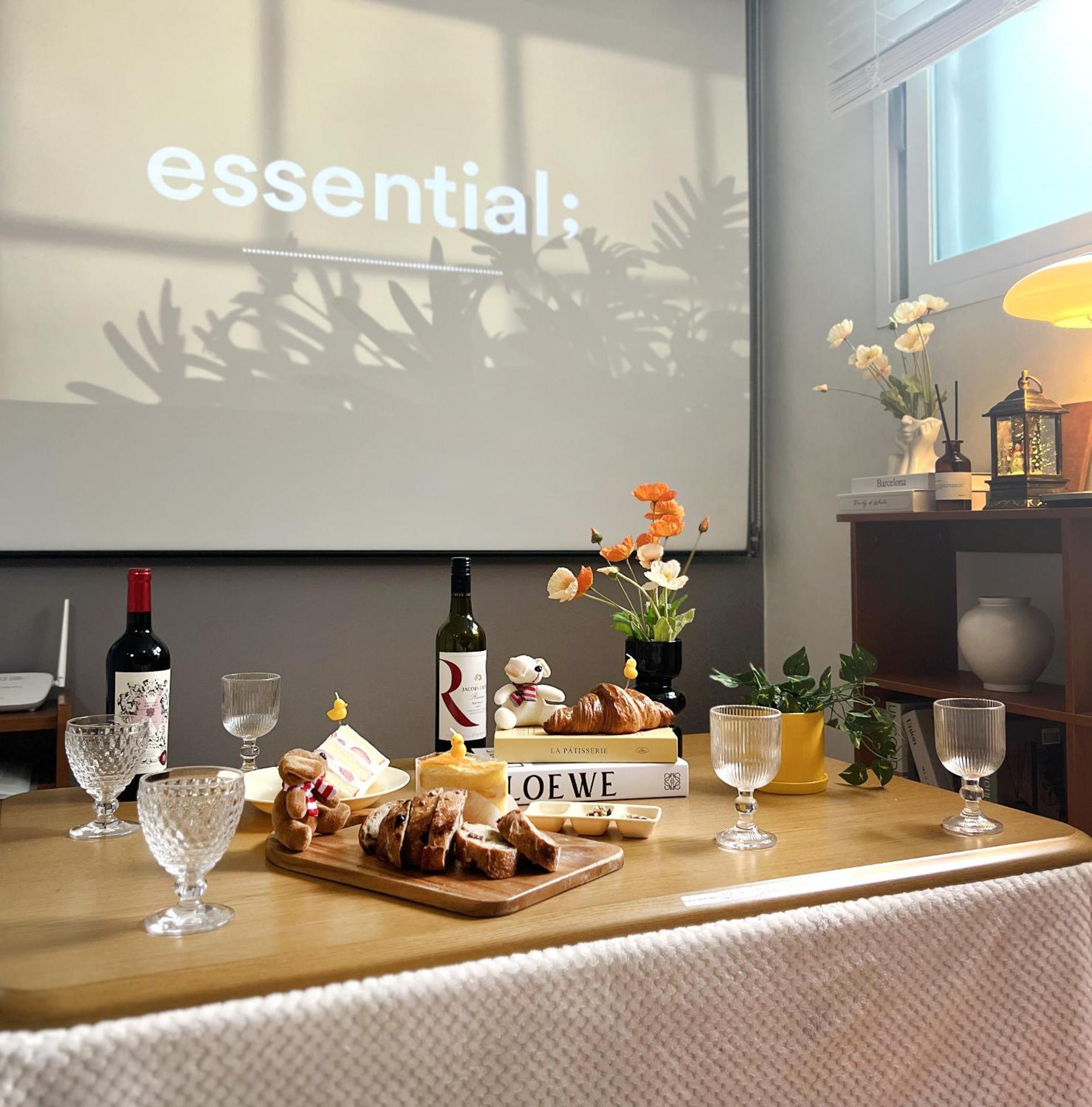 Villa Hongdae Station 7min, Designer House Seoul
