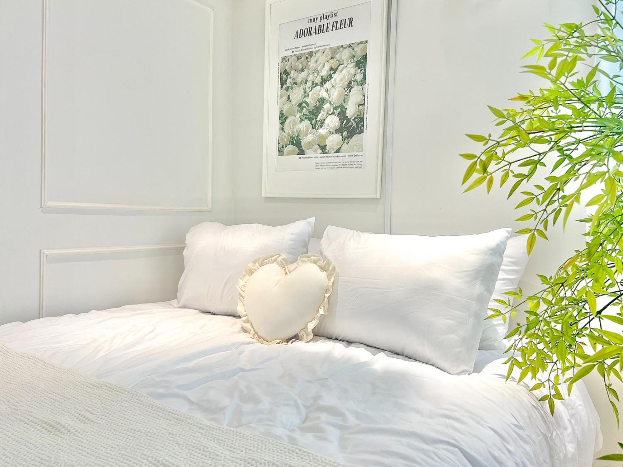 Hongdae Station 7min, Designer House Seoul